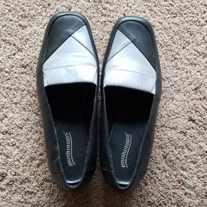 Mushrooms colorblock slip on shoes 7.5